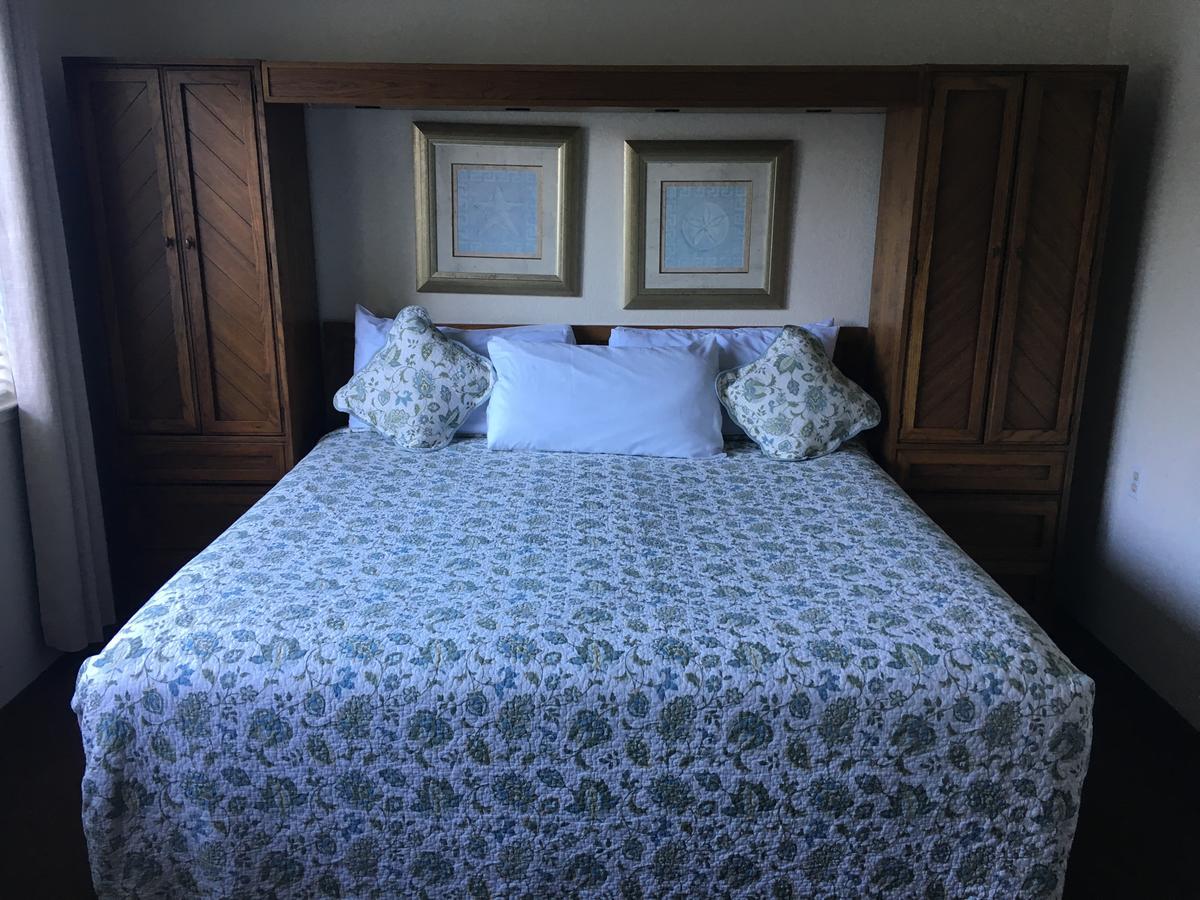 Pine Acres Lodge Pacific Grove Exteriör bild